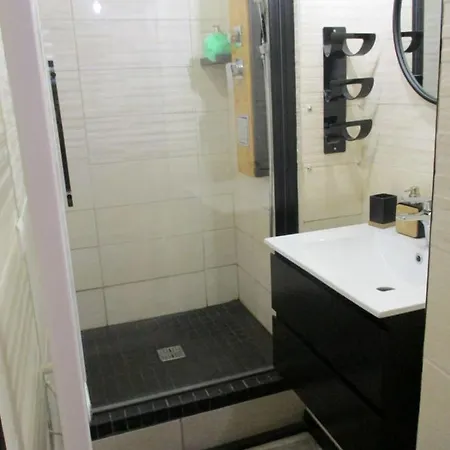 Cosy 27m With Garden With Pool * アグド