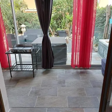 別荘 Cosy 27m With Garden With Pool アグド
