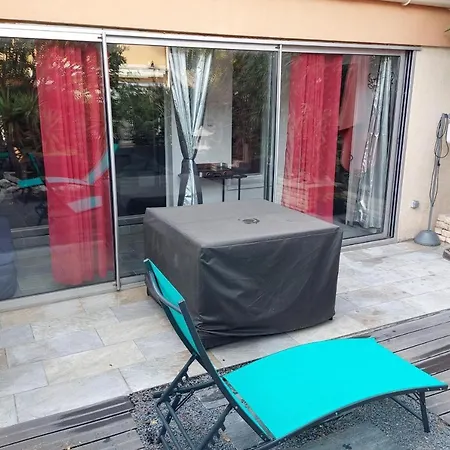 Cosy 27m With Garden With Pool アグド